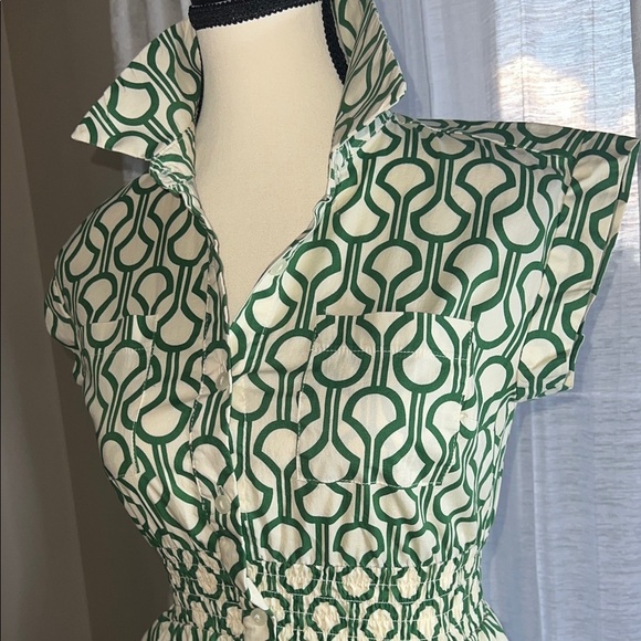 Green Patterned Women's Dress - Picture 4 of 13